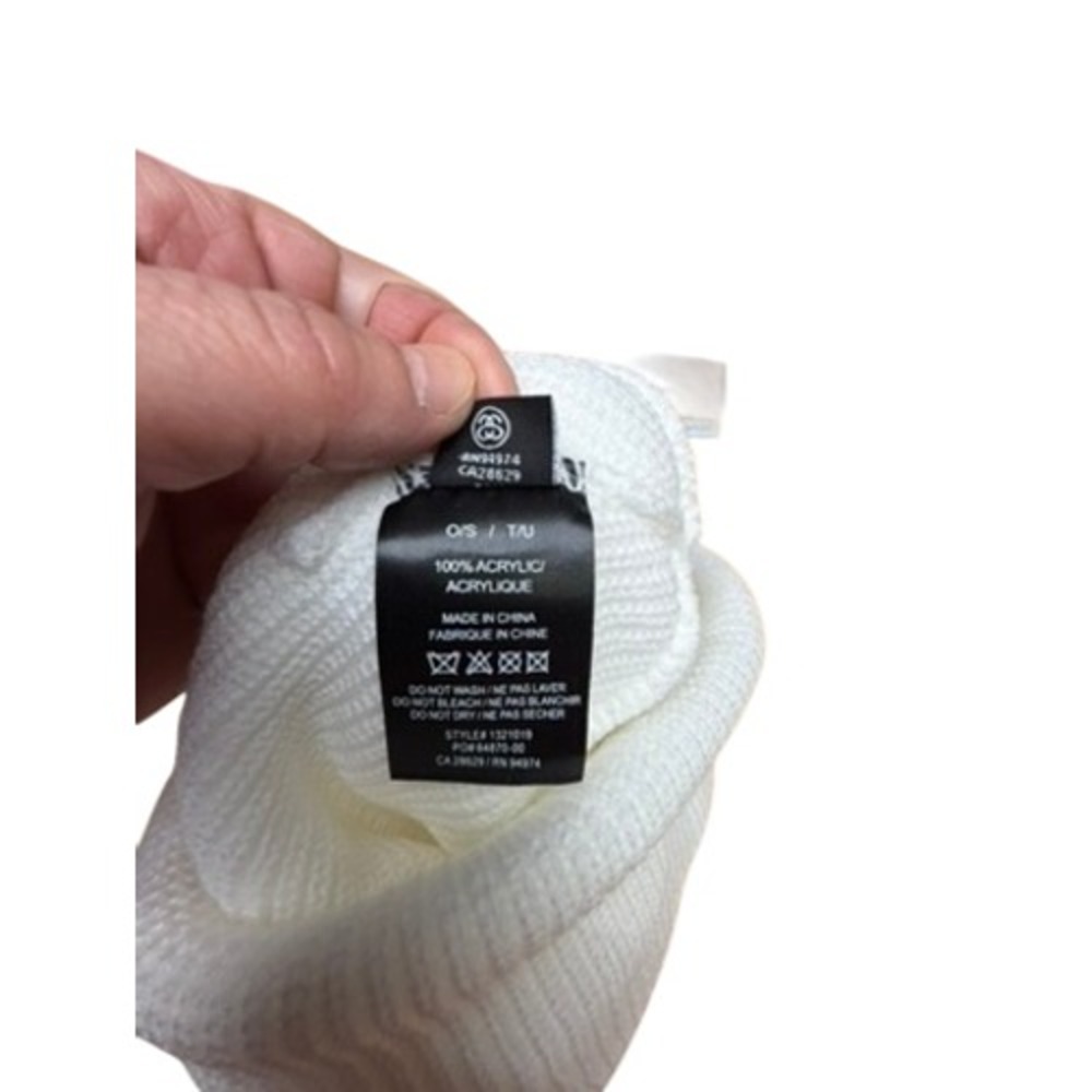 NwT! "Stussy" Basic Cuff Beanie White Black Embroidered Stock Logo Hat 1321019 - Picture 7 of 7